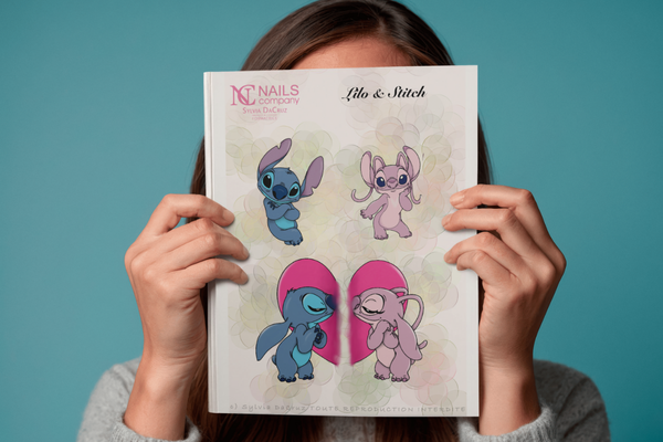 Lilo et Stitch sticker nail art