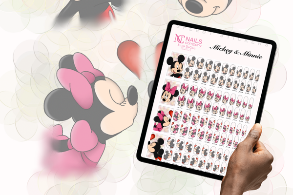 Mickey et Minnie stickers nail art