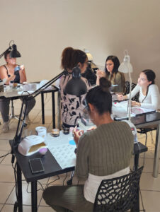 Formation de prothésiste ongulaire et stylisme d'ongles chez Sylvia Da Cruz.